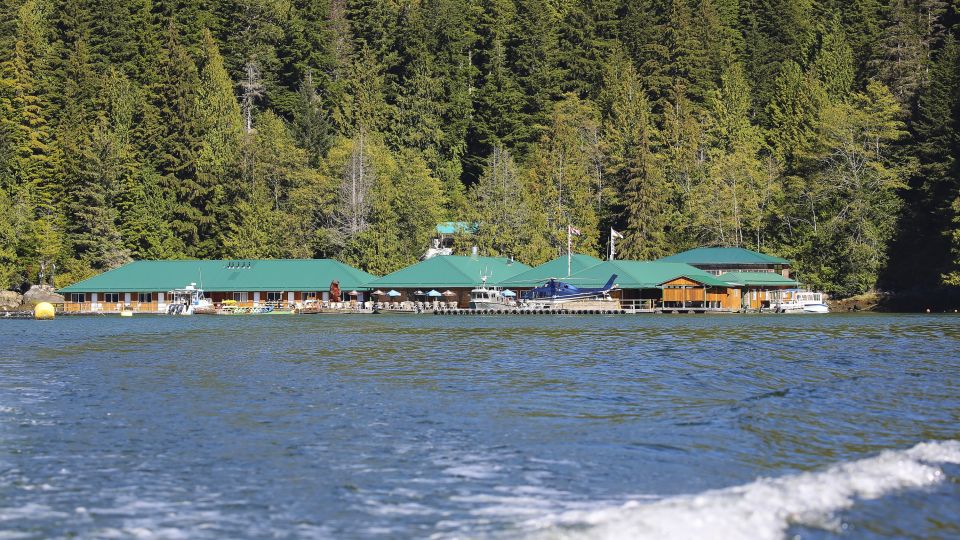 Knight Inlet Lodge