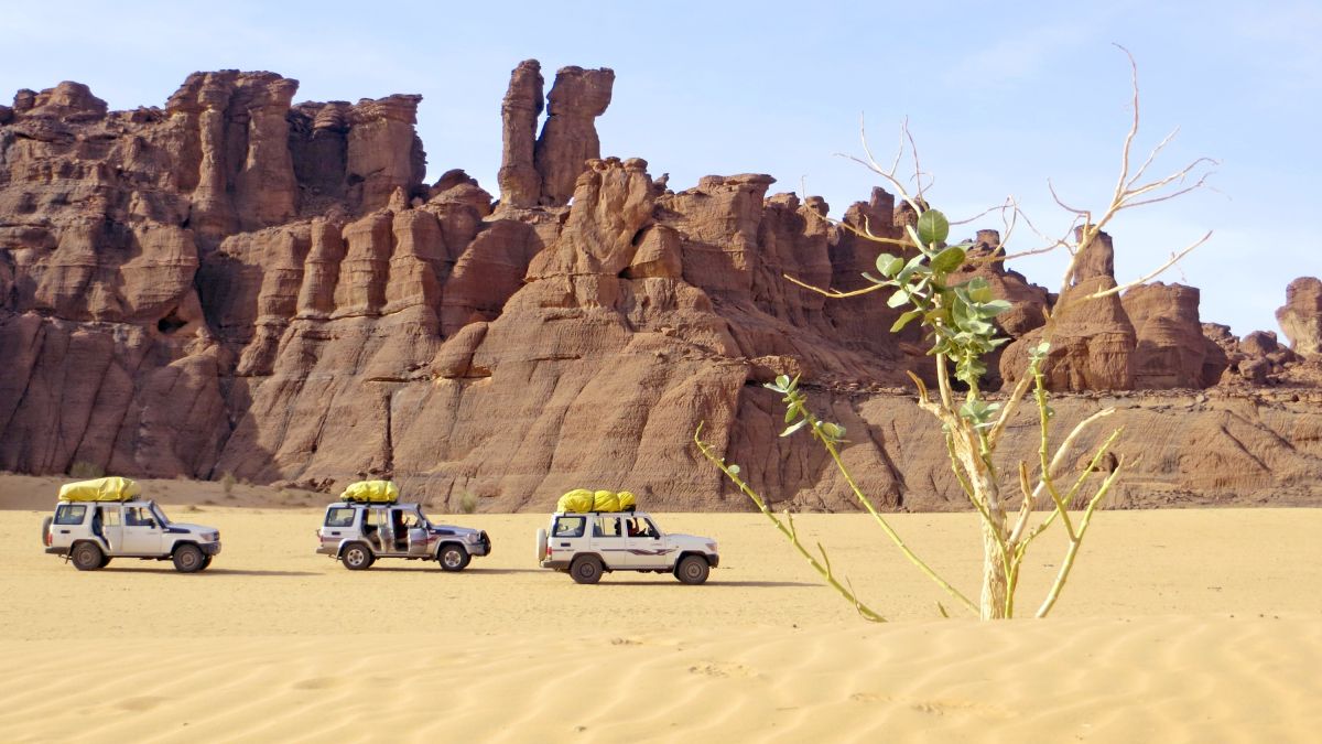 Im Jeep durch die Zentralsahara