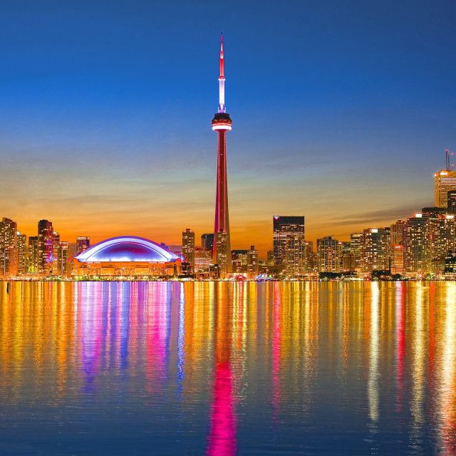 Toronto Skyline im Abendlicht