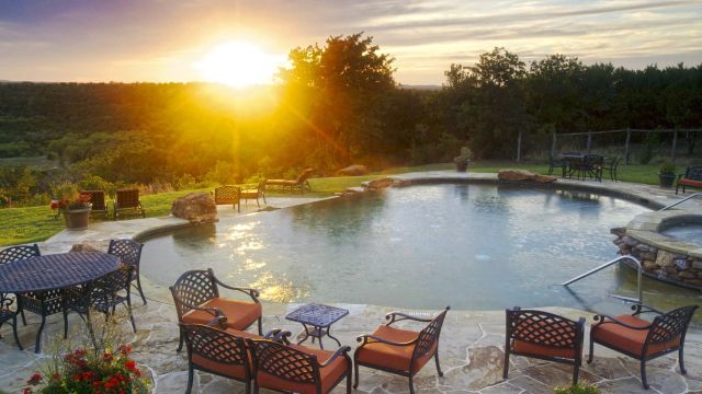 Pool im Abendlicht, Wildcatter Ranch, Graham, Texas