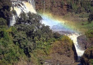 Regenbogen überm Wasserfall