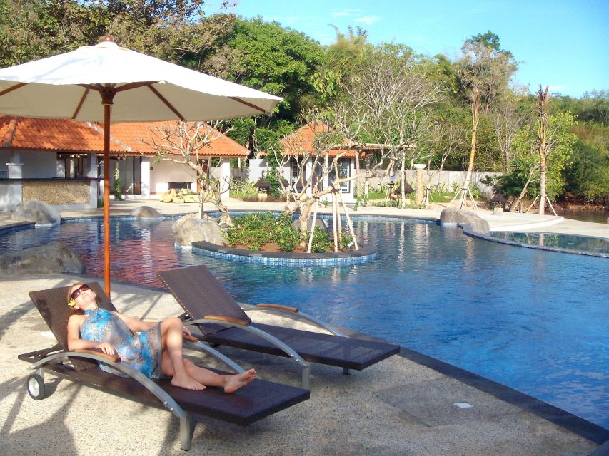 Bintang Flores Hotel – Pool