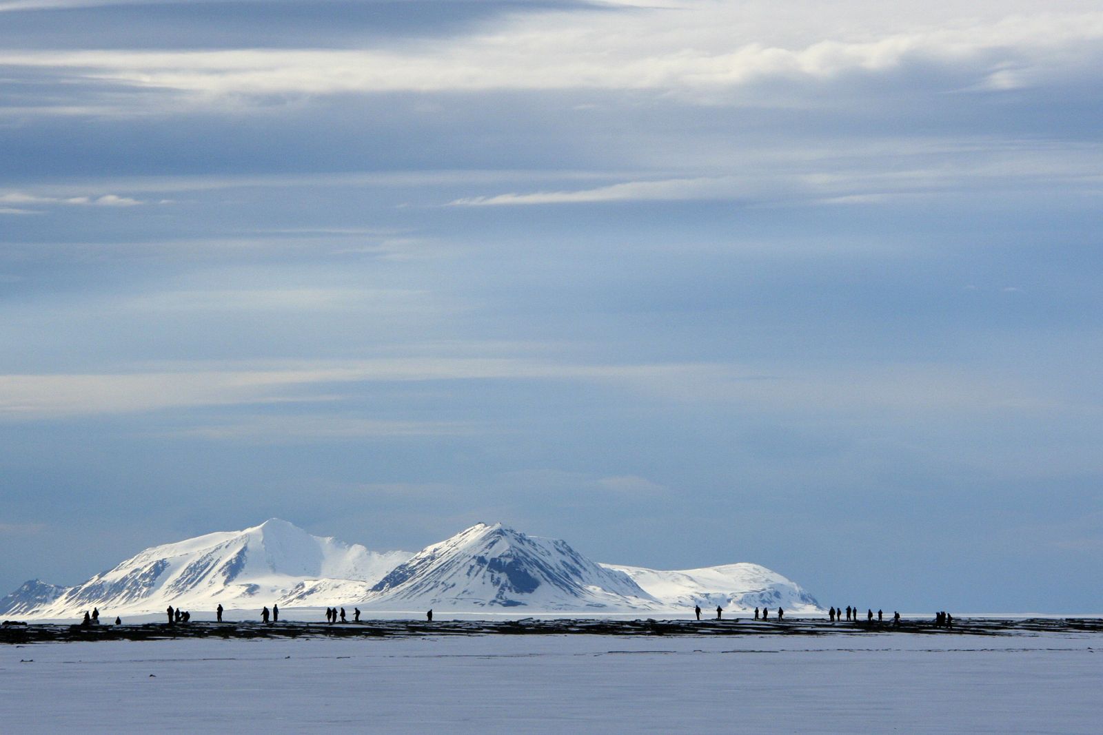 Wanderung im noch verschneiten Spitzbergen