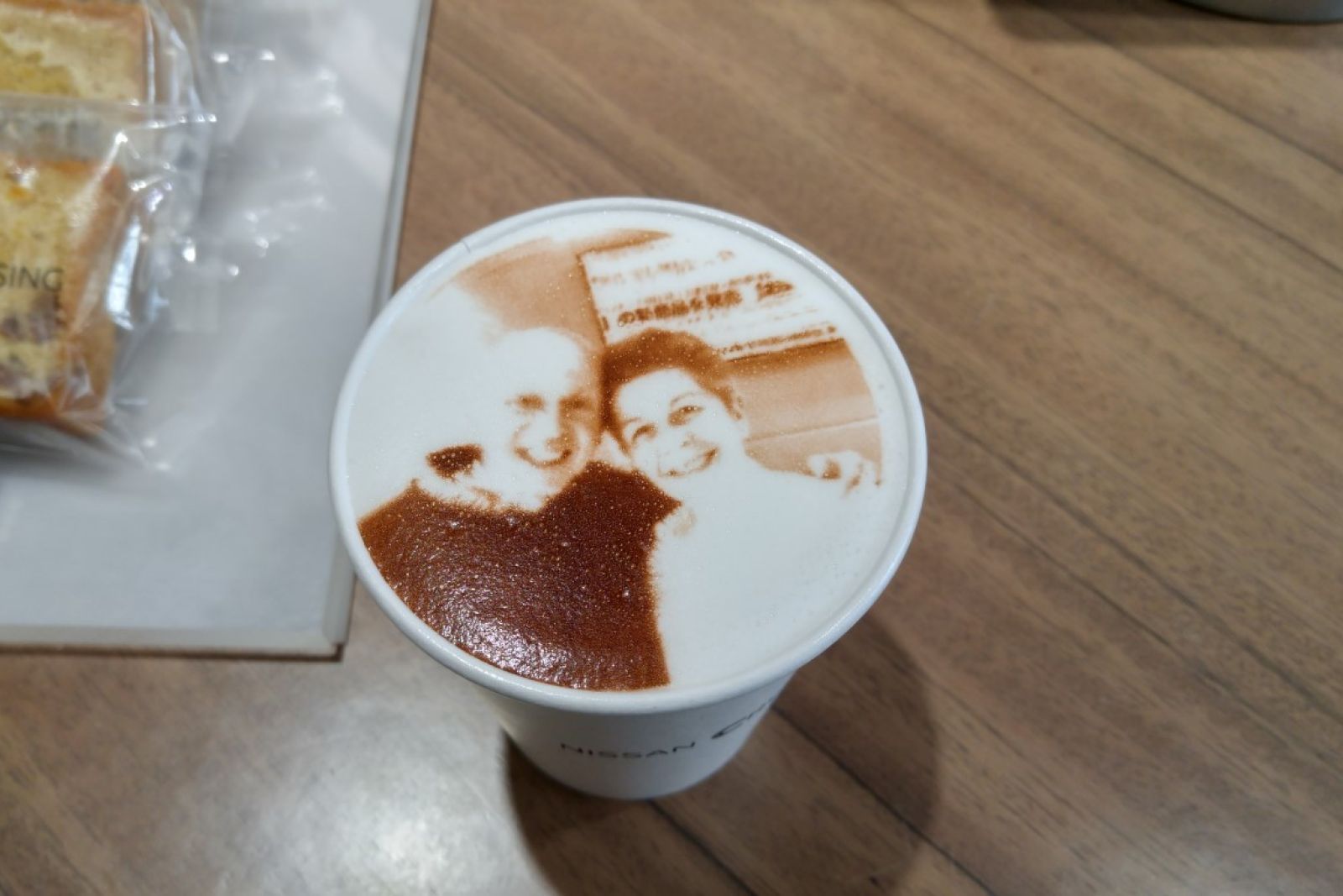 Kaffee mit digitalem Kundenfoto
