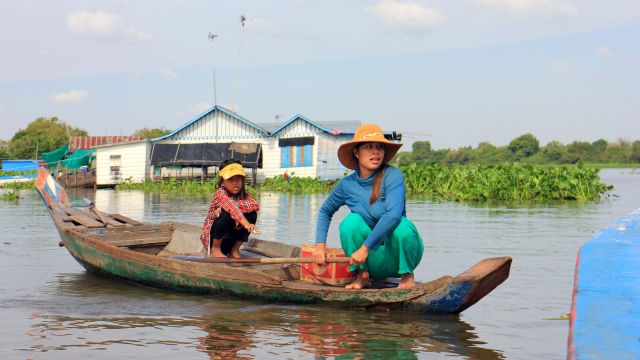 Händlerin auf dem Tonle Sap in Kambodscha