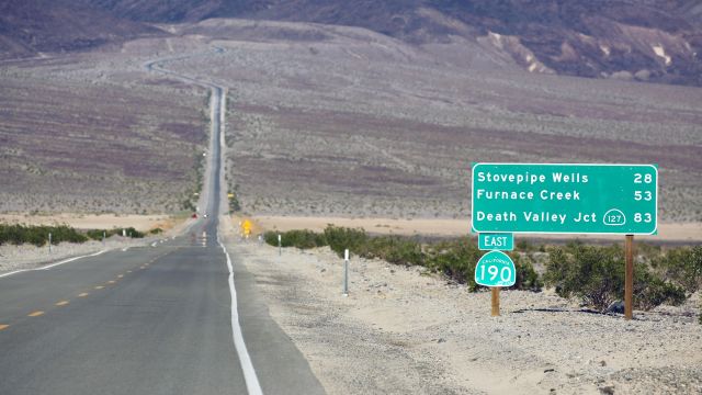 Zufahrt zum Death Valley, Kalifornien