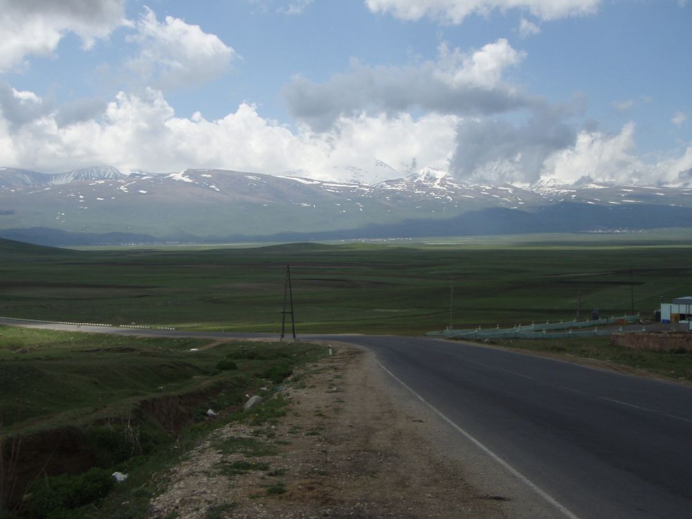 Straße zum Aragats