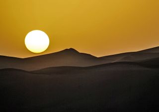 Abendstimmung in der Wüste Dasht-e Lut