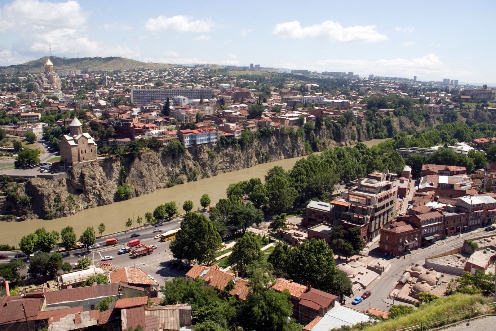 Tiflis mit Fluss Kura
