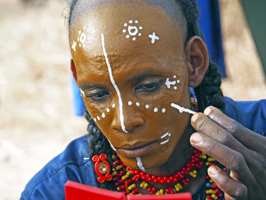 Gesichtsverzierung zum Gerewol-Festival im Tschad
