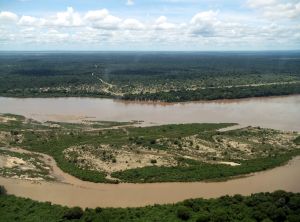 Der mächtige Rufiji Fluss im Selous Reservat