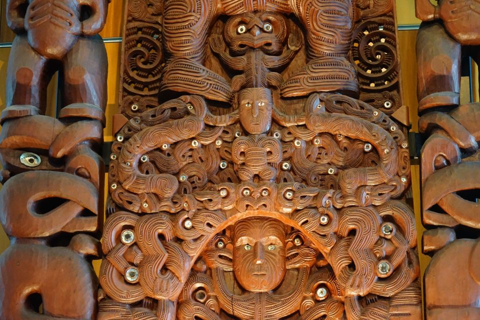 Die Maori-Kultur ist allgegenwärtig und im tollen Nationalmuseum Te Papa bekommt man einen tiefen Einblick in die Kultur der Volksgruppe.