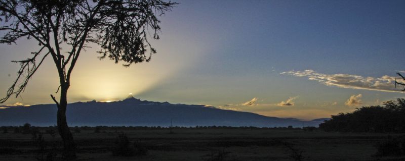 Einzigartige Landschaft des Mount Kenya, zweithöchstes Bergmassiv in Afrika © Diamir