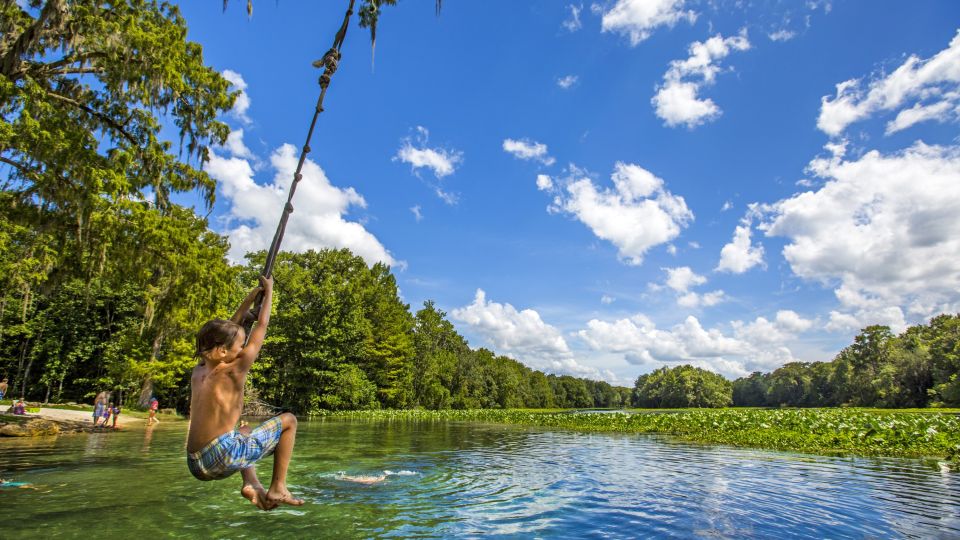 Badespaß in Wacissa River Spring, nahe Tallahassee, Florida