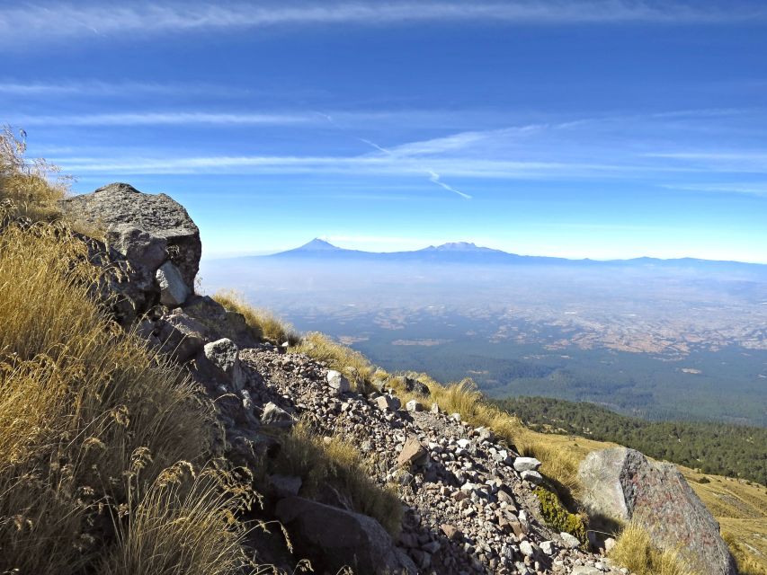 fantastischer Ausblick vom Malinche auf den Popocatepetl und Iztaccihuatl