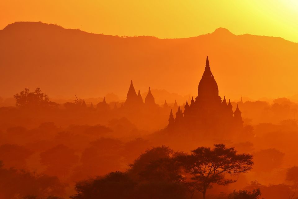 historische Königsstadt Bagan mit über zweitausend erhaltenen Ziegelgebäuden