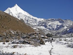 Jomolhari-Trekking vorbei am Jichu Drake (6990 m), dem schönsten Gipfel Bhutans
