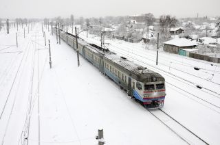 Russische Eisenbahnlandschaft im Winter