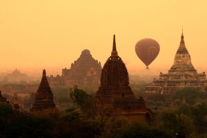 Ballonfahrt über Bagan