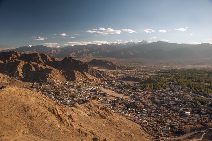 Die Stadt Leh ist das Zentrum Ladakhs. © Diamir