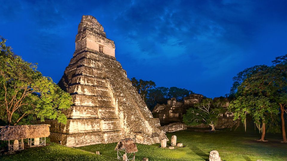 Tempel Gran Jaguar in Tikal (UNESCO)