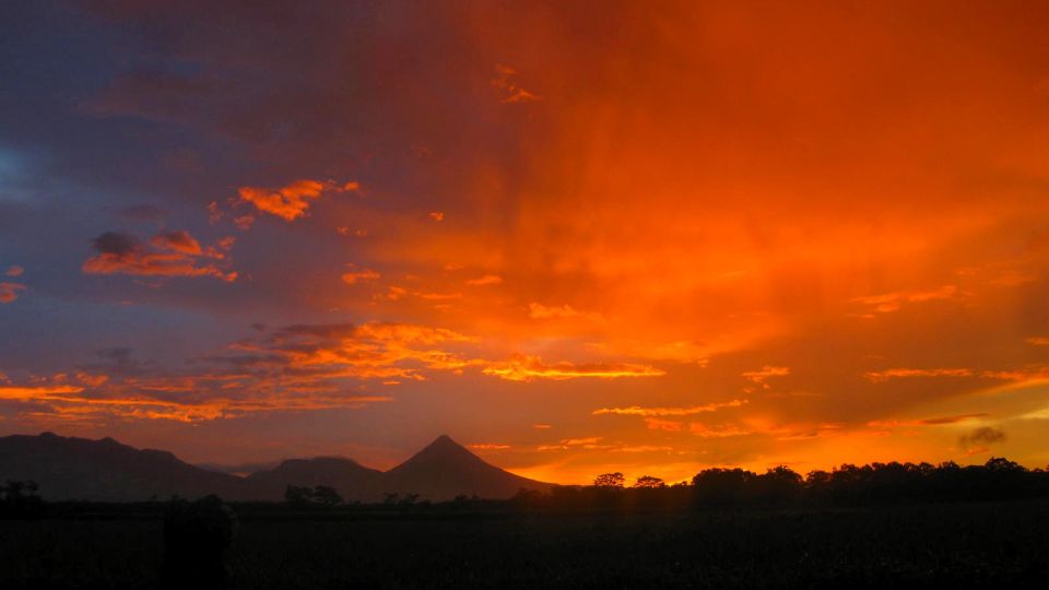 Costa Rica - Sonnenuntergang am Arenal