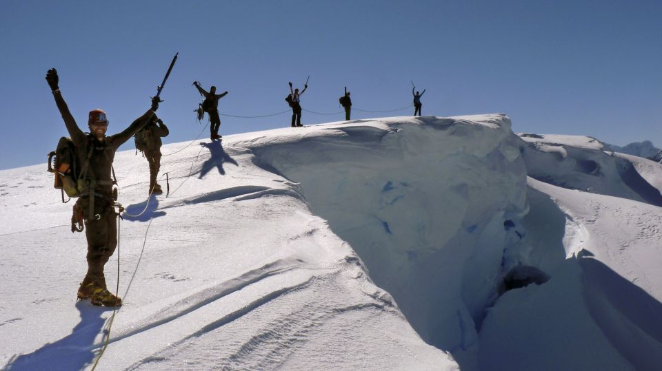 Erfolgreicher Gipfelsturm in der Antarktis