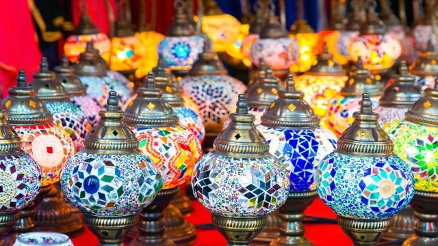 wunderschöne orientalische Öllampen