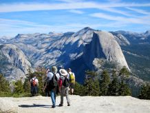 Wanderer am Panorama Trail, Yosemite-Nationalpark, Kalifornien