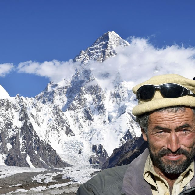 Blick hinüber zum majestätischen K2.