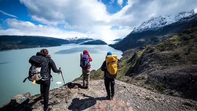 Aktiv unterwegs im Nationalpark Torres del Paine: Blick auf den Grey-Gletscher