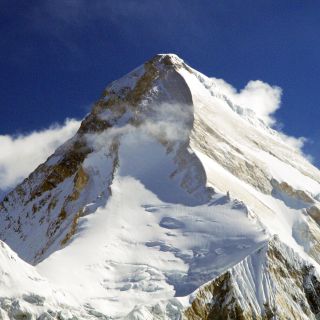 Khan Tengri (7010m)  - das &quot;Matterhorn des Tienschan&quot; von Süden