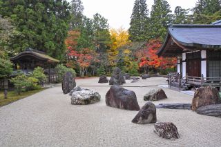 Der große Steingarten des Kongobuji-Tempels in Koyasan