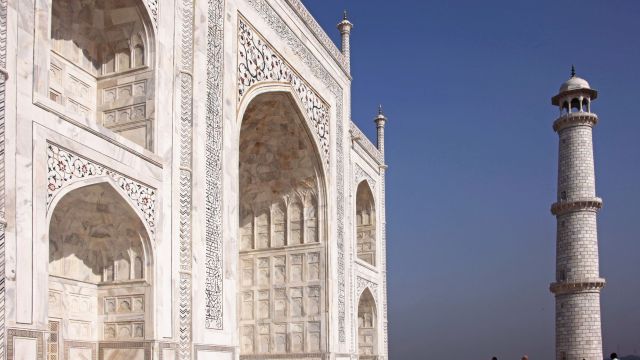 Marmormausoleum Taj Mahal (UNESCO-Weltkulturerbe) in Agra
