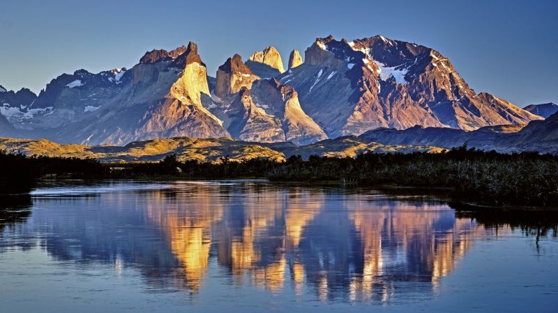Das beeindruckende Massiv im Nationalpark Torres del Paine © Diamir