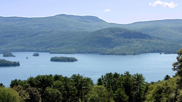 Landschaft am Lake George, Adirondacks, New York