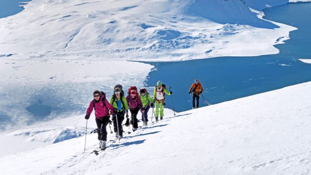 Skitouren zu einsamen Gipfeln