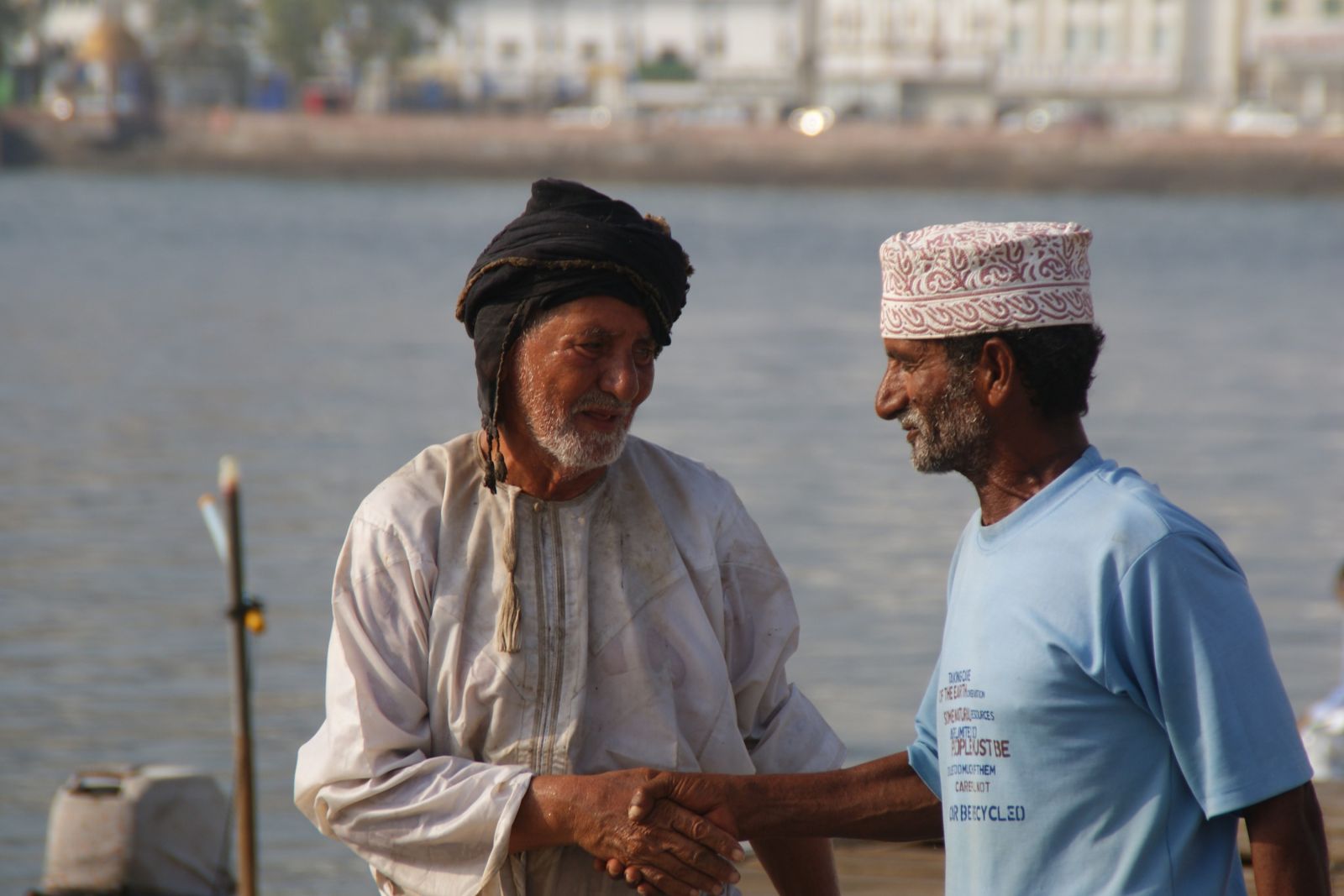 freundliche Omanis