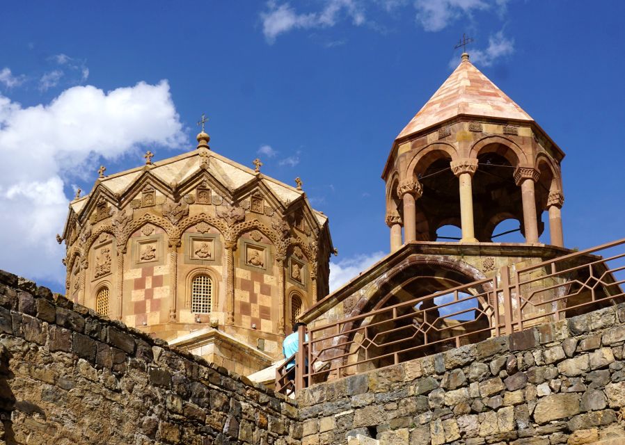 Auf iranischem Boden das armenische Kloster St. Stephanos