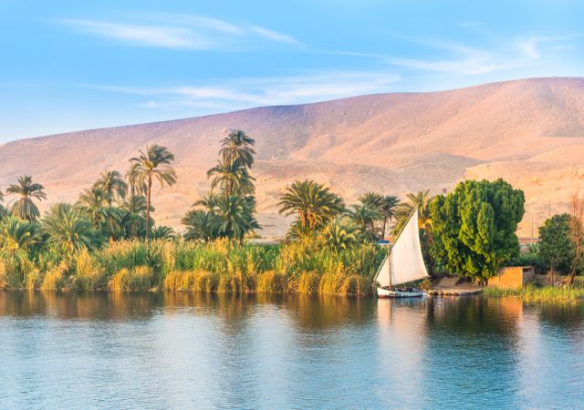 Boot auf dem Nil bei Luxor