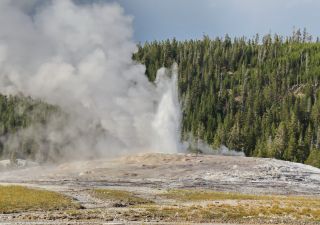 Yellowston NP – Upper Geyser Bassin – Old Faithful