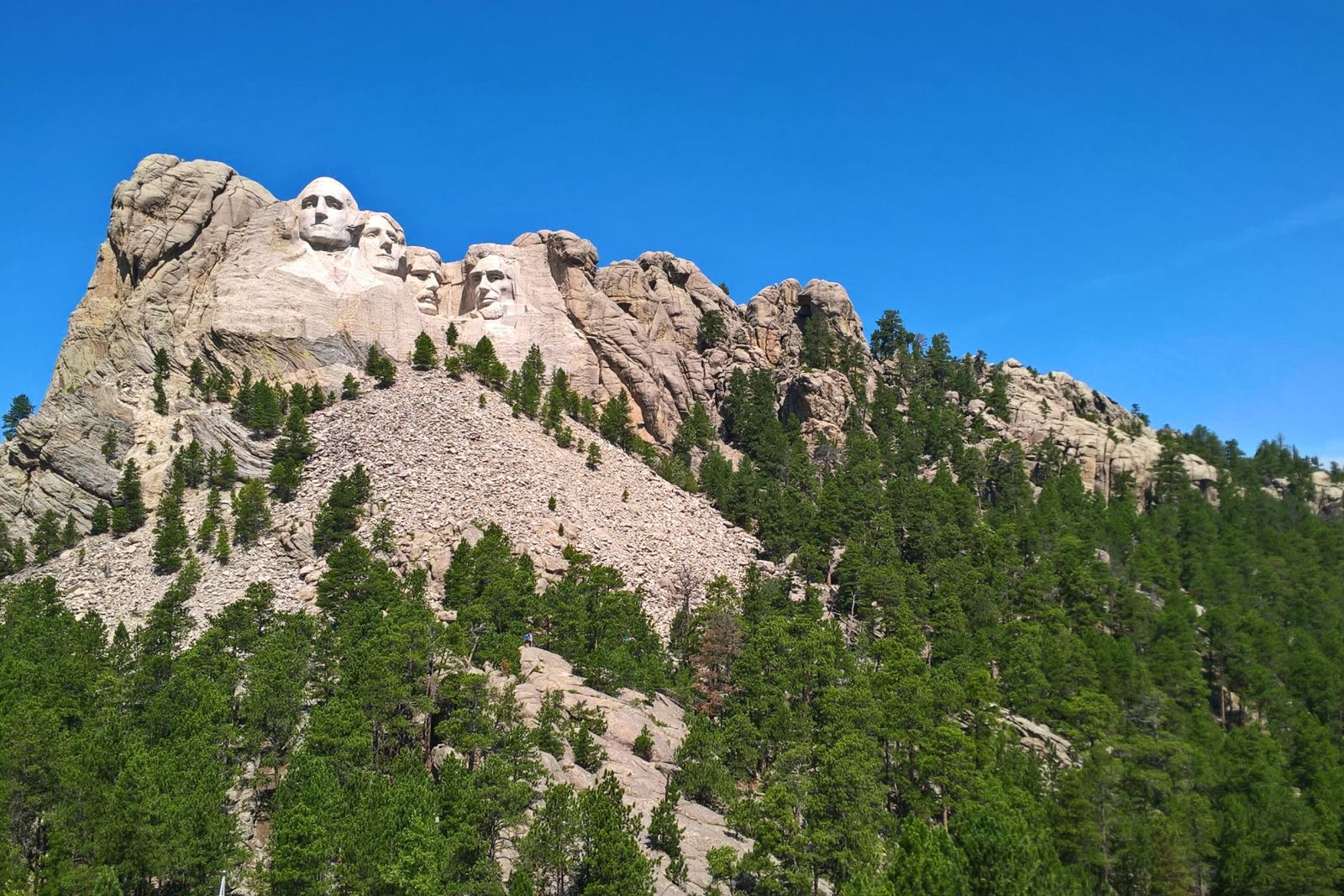 Von Deadwood durch die Black Hills nach Wall – Mount Rushmore
