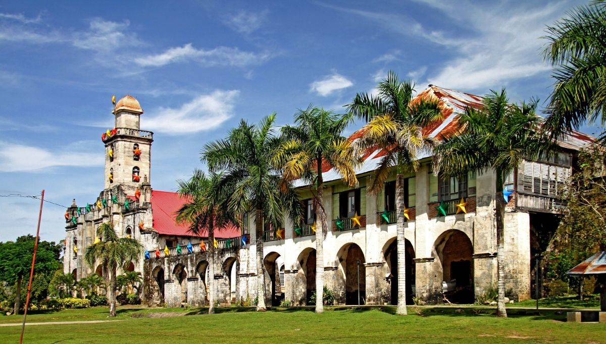 Alter kolonialer Kirchenbau auf den Philippinen