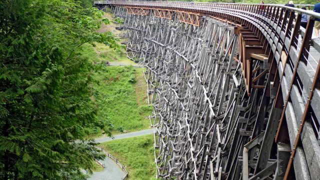 Historische Eisenbahnbrücke KInsol Trestle, Vancouver Island