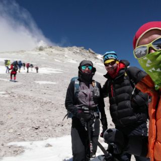 Guides auf dem Weg zum Gipfel