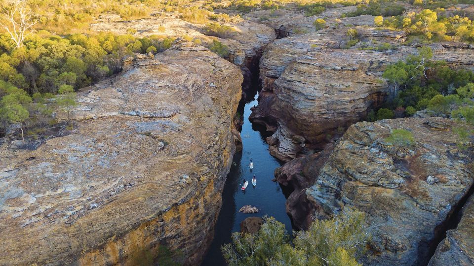 Stand-Up-Paddling im Cobbold Gorge, Outback von Queensland