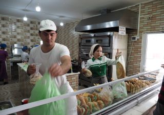 Auf dem Markt in Turkmenbashi