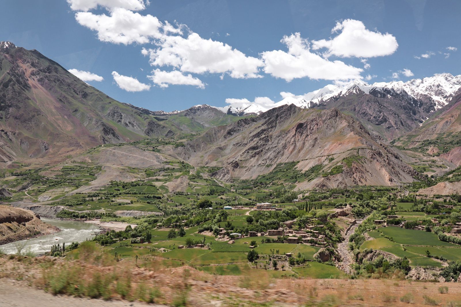 Unterwegs im Pamir mit Blick Richtung Afghanistan