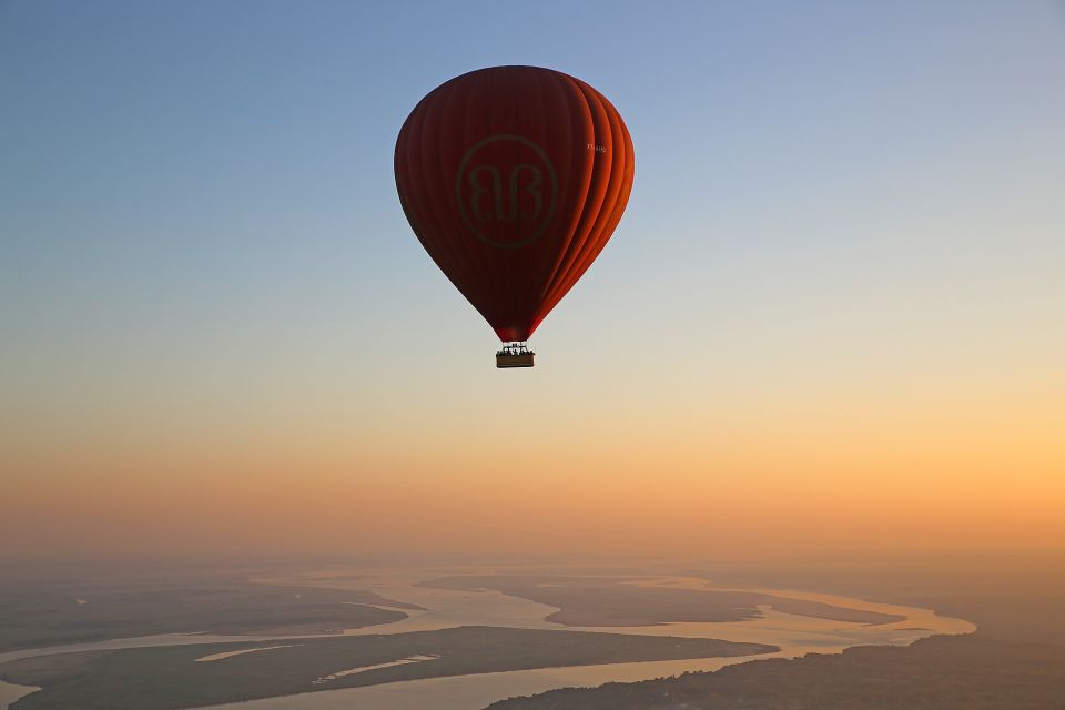 Ein „Must“: Ballonfahrt über das Pagodenfeld von Bagan