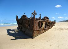 Wrack des Luxusliners Maheno, der 1935 auf Fraser Island auf Grund lief